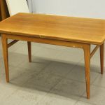 865 2033 COFFEE TABLE